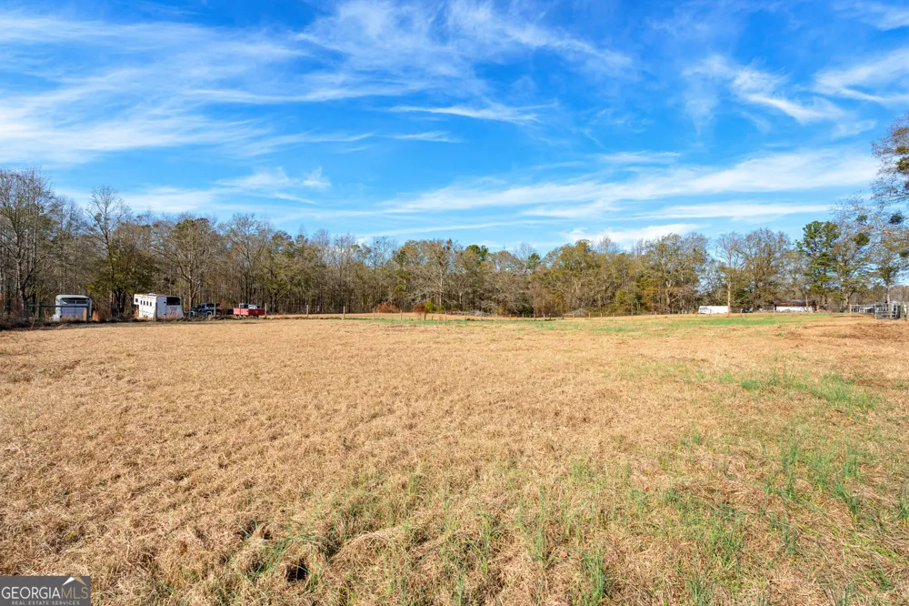 371 Milner Meansville, GA 30256
