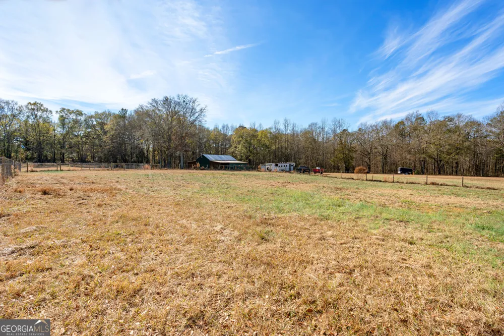 371 Milner Meansville, GA 30256