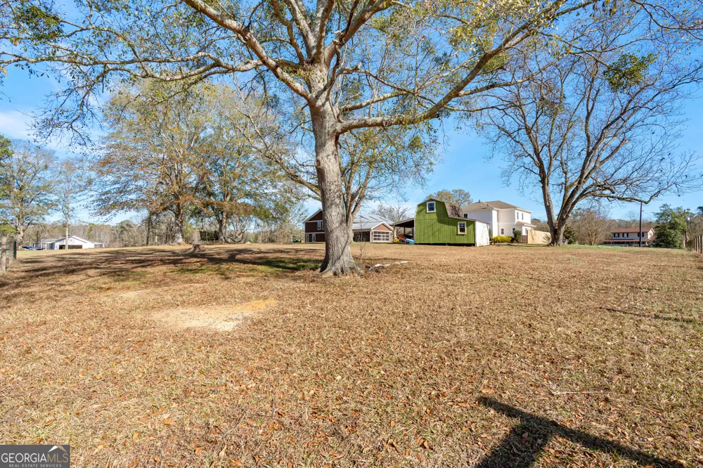 371 Milner Meansville, GA 30256