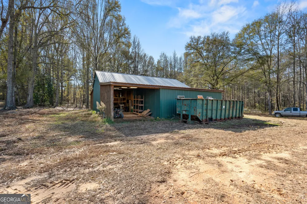 371 Milner Meansville, GA 30256