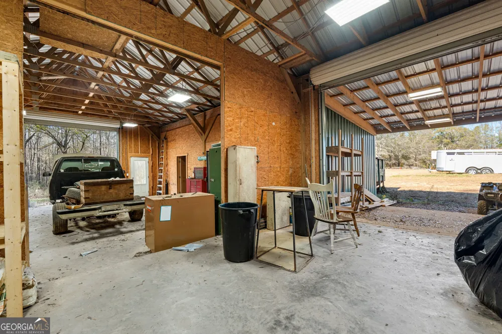 371 Milner Meansville, GA 30256