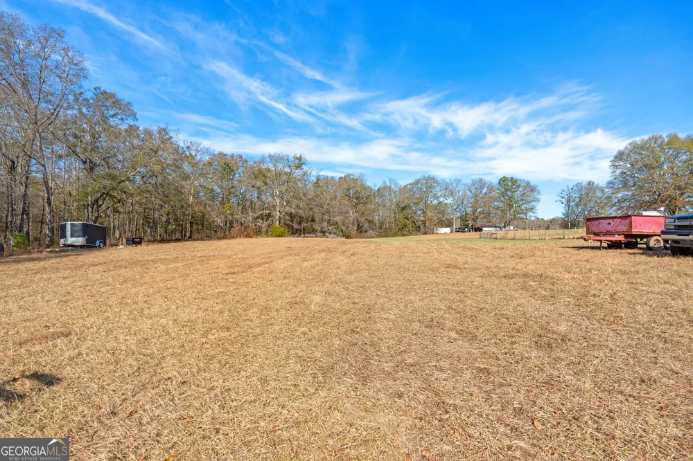 371 Milner Meansville, GA 30256