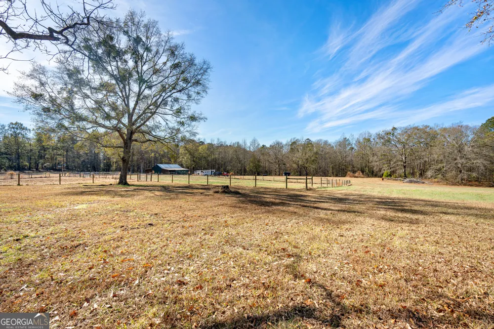 371 Milner Meansville, GA 30256
