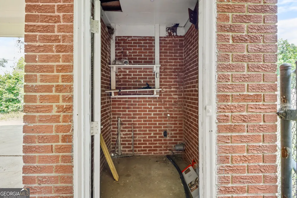 120 Francis AVE Swainsboro, GA 30401