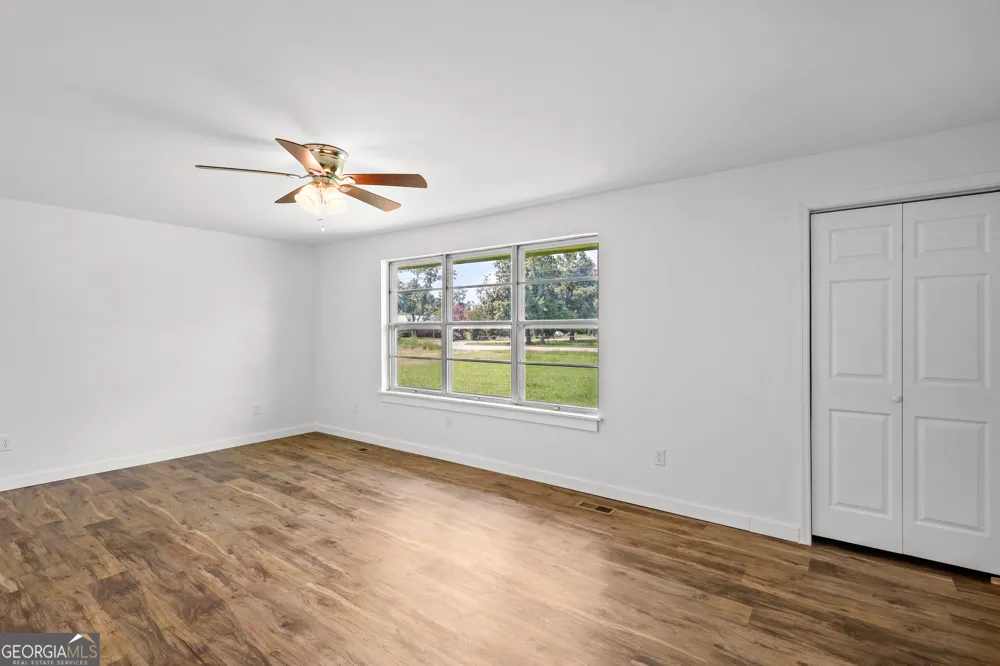120 Francis AVE Swainsboro, GA 30401