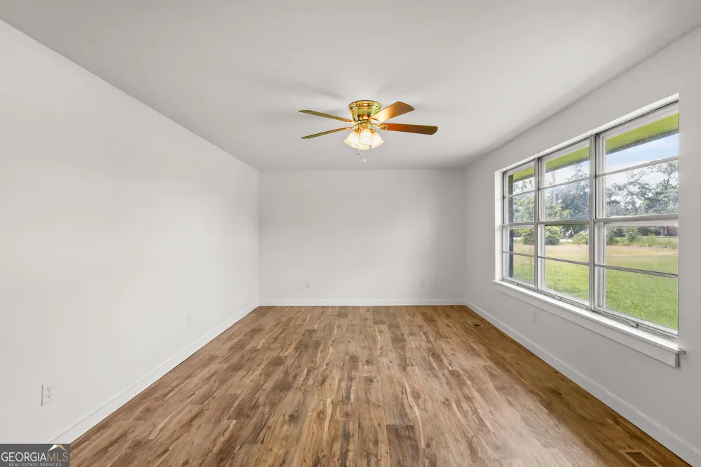 120 Francis AVE Swainsboro, GA 30401