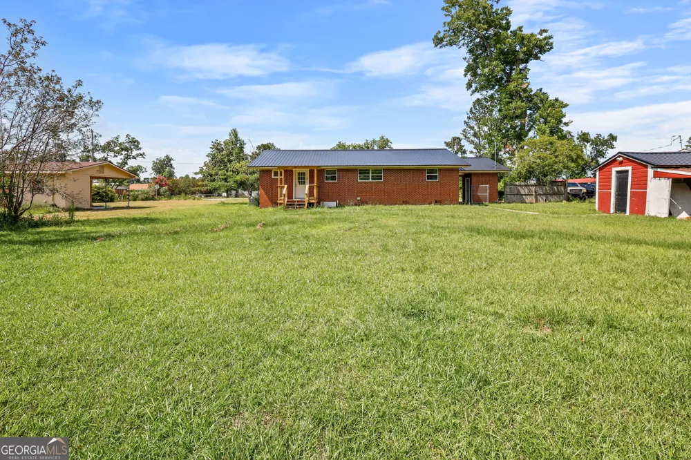 120 Francis AVE Swainsboro, GA 30401