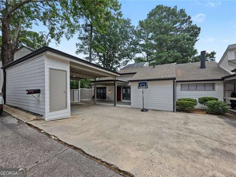5019 Highland Club DR