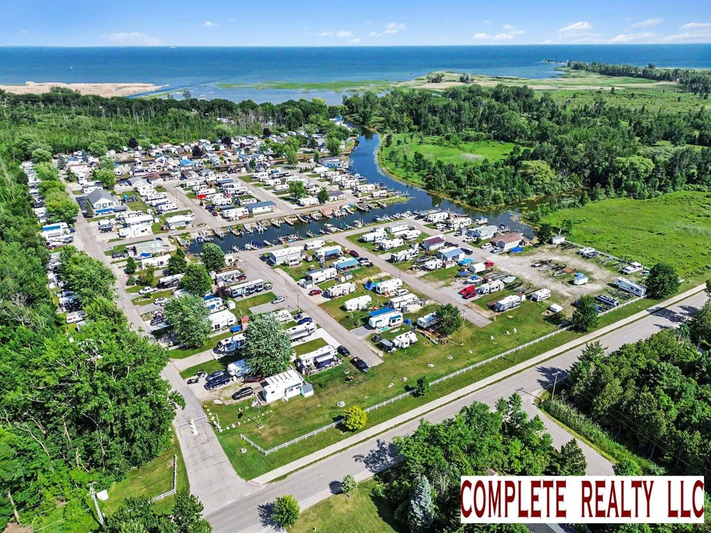 831 S Main Unit 213 Street Au Gres City, MI 48703