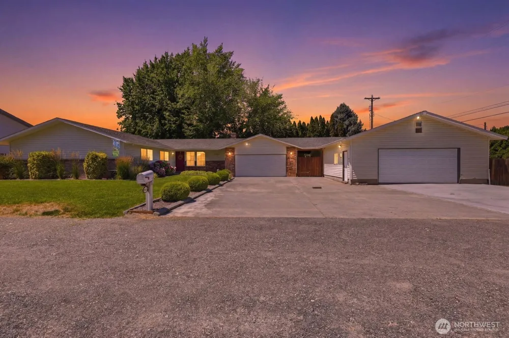 2220 Road 92 Pasco, WA 99301