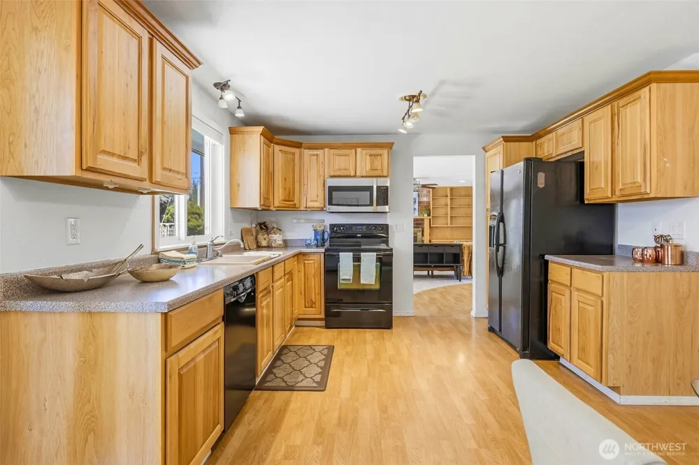 2220 Road 92 Pasco, WA 99301