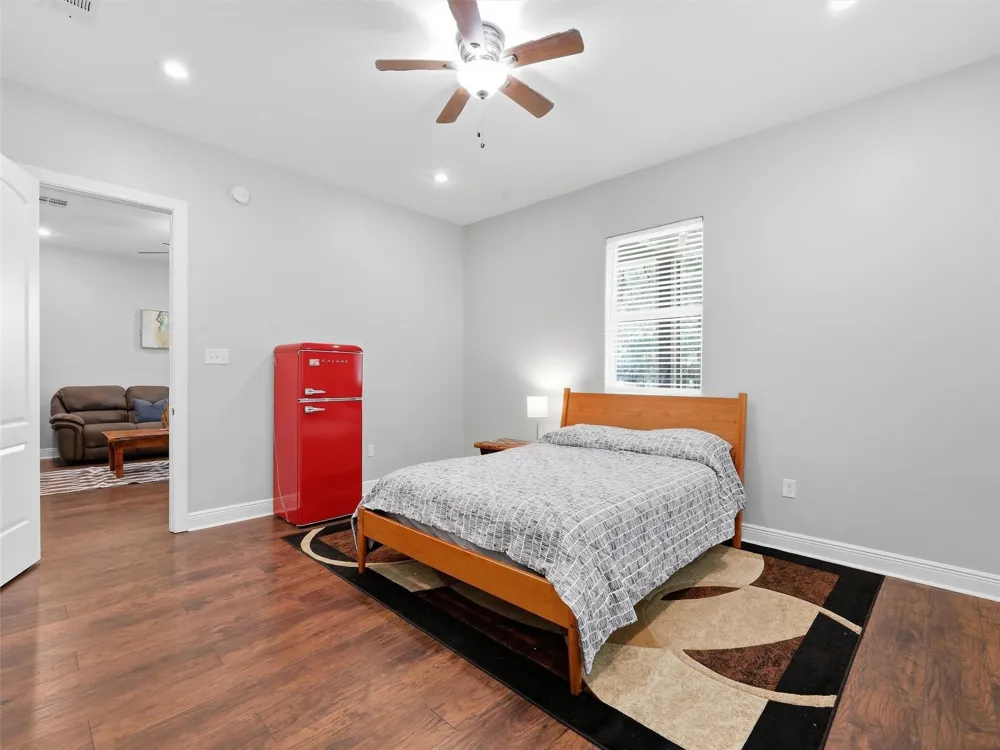 4261 Carlene Orange, TX 77630