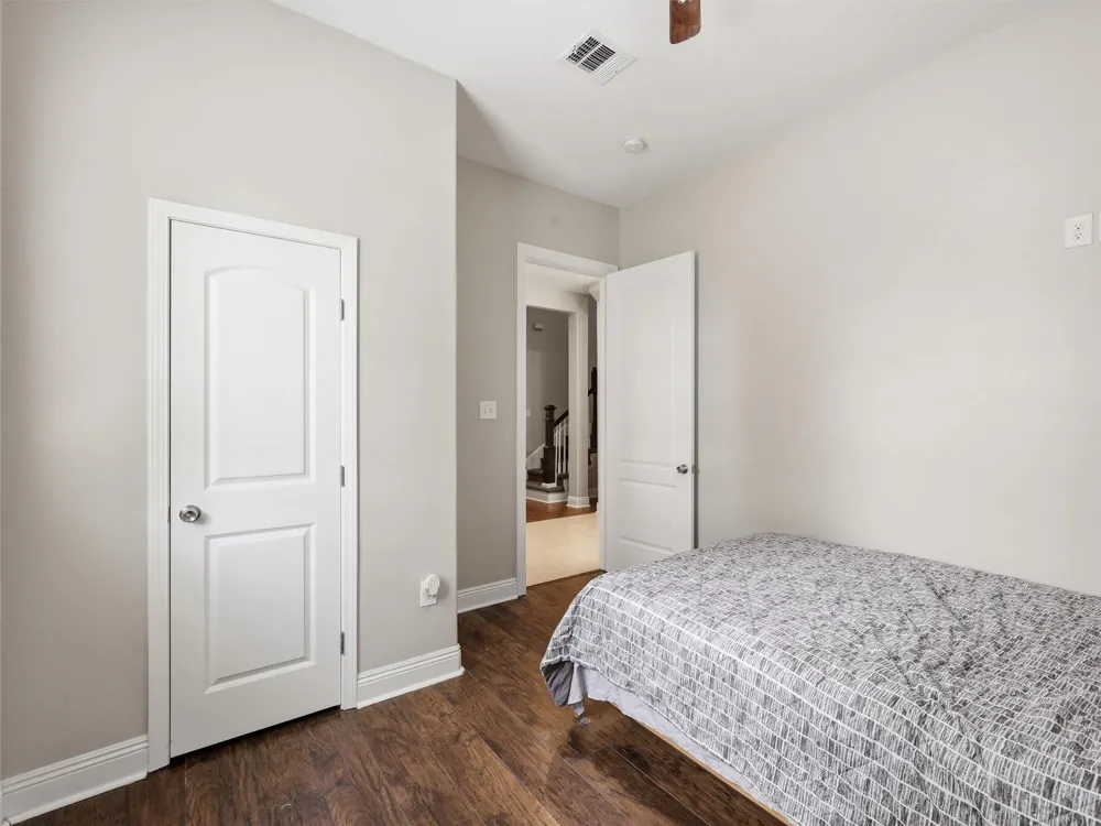 4261 Carlene Orange, TX 77630