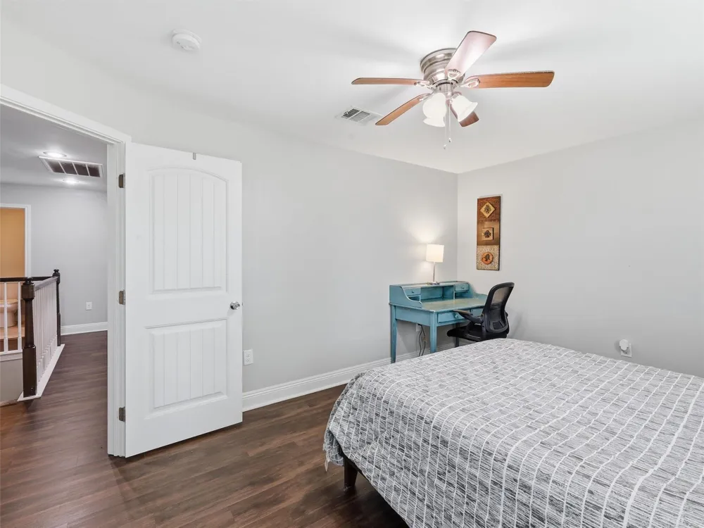 4261 Carlene Orange, TX 77630