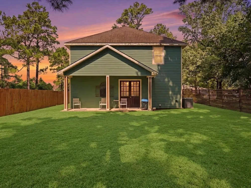 4261 Carlene Orange, TX 77630