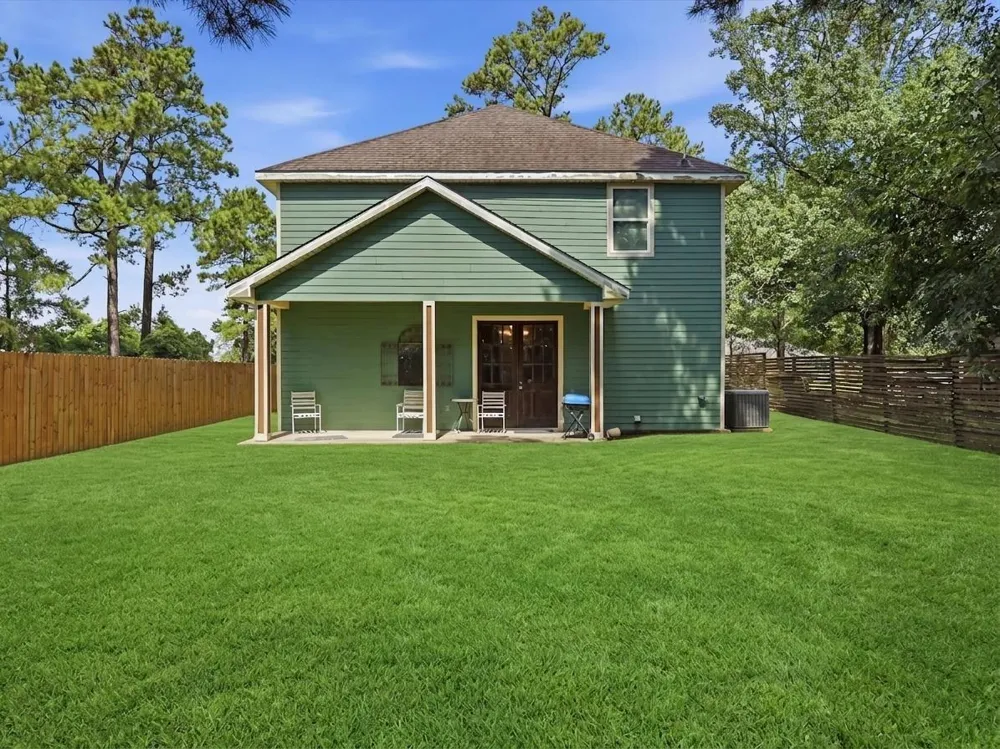 4261 Carlene Orange, TX 77630