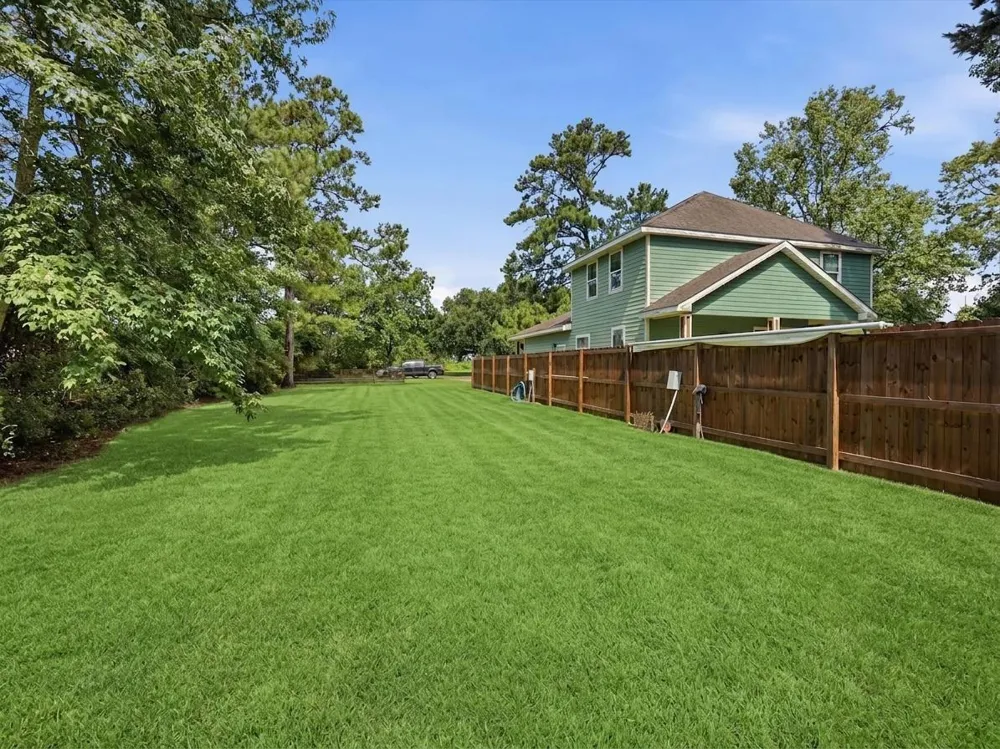 4261 Carlene Orange, TX 77630