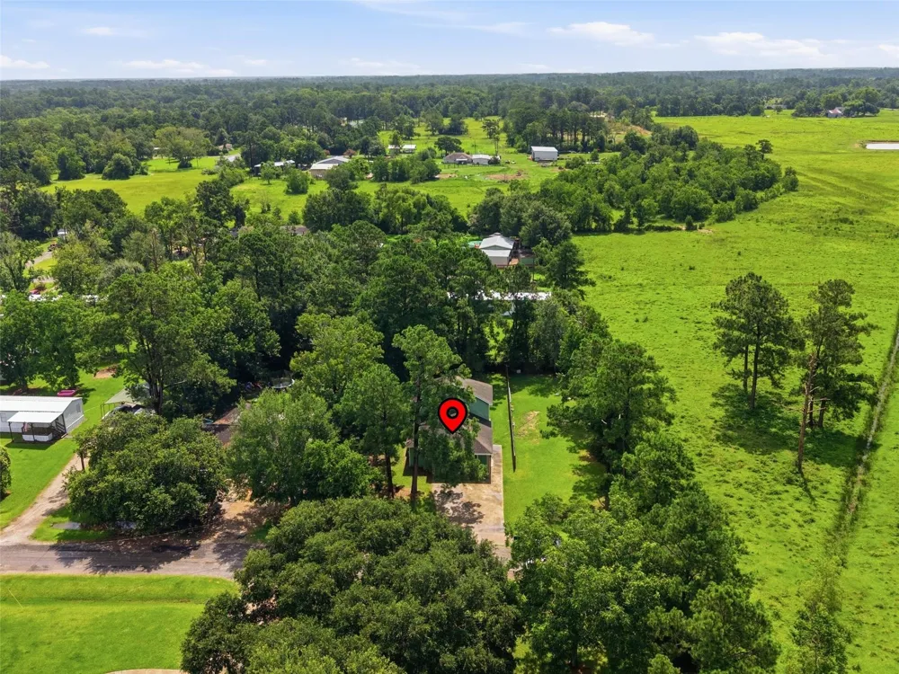 4261 Carlene Orange, TX 77630
