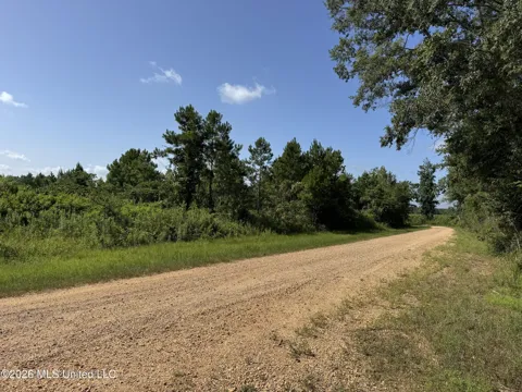 32 Sauls Road