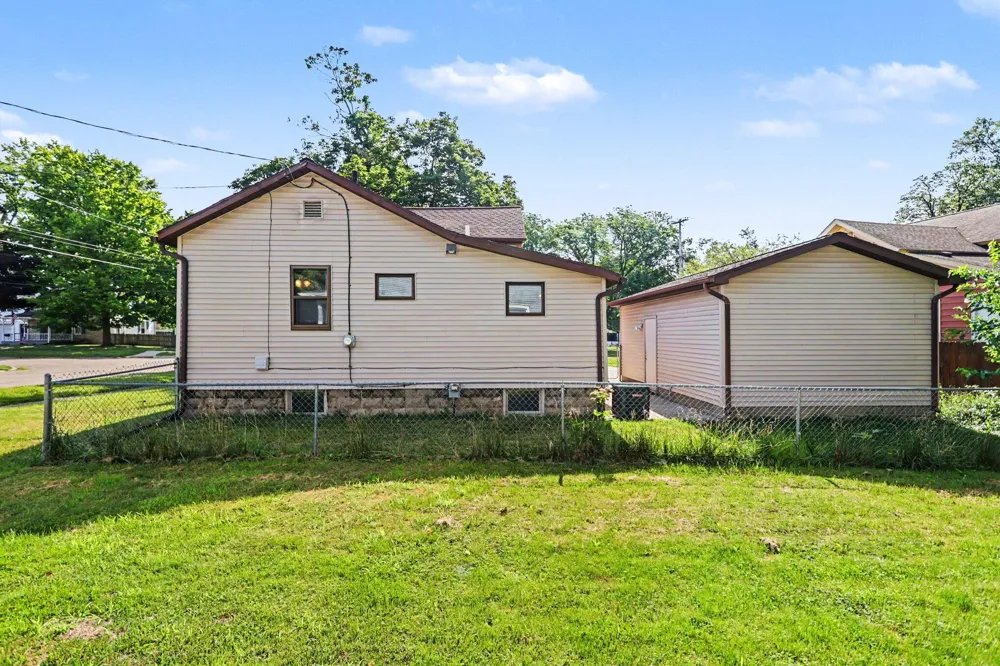 302 Exchange Street Marshall, MI 49068