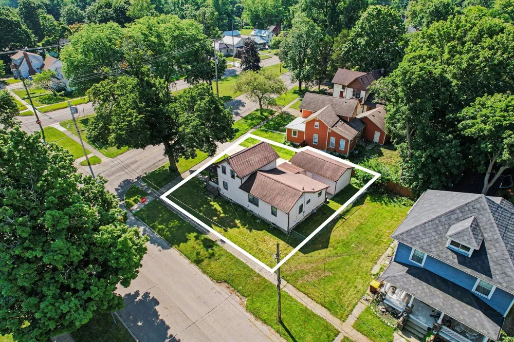 302 Exchange Street Marshall, MI 49068