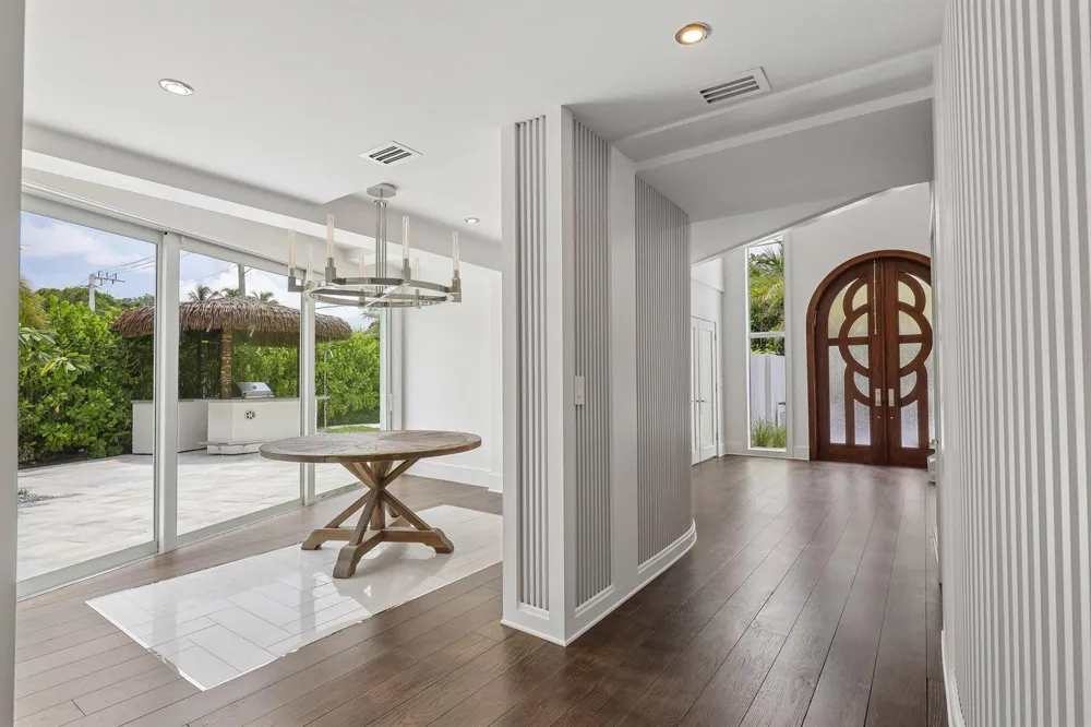 1020 SE 9TH AVENUE Fort Lauderdale, FL 33316