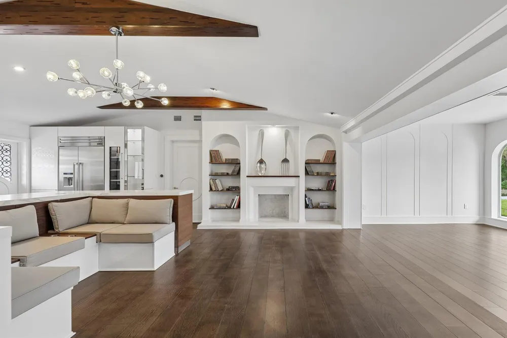 1020 SE 9TH AVENUE Fort Lauderdale, FL 33316