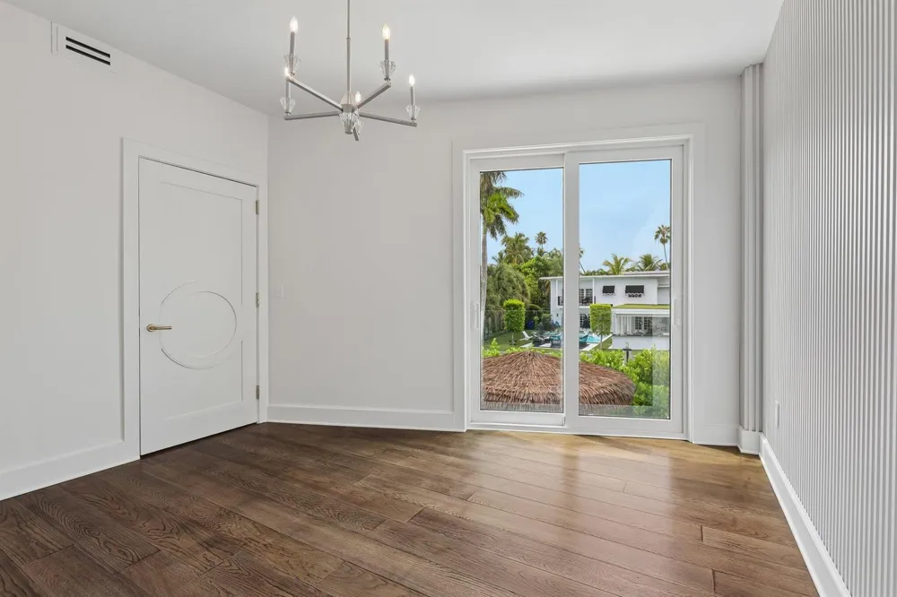 1020 SE 9TH AVENUE Fort Lauderdale, FL 33316