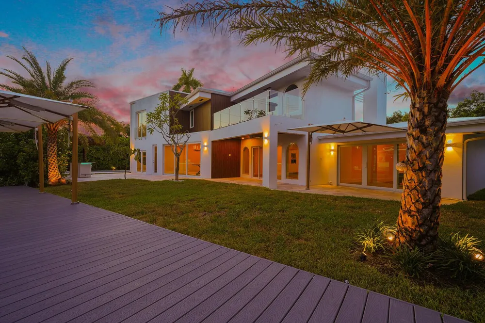 1020 SE 9TH AVENUE Fort Lauderdale, FL 33316