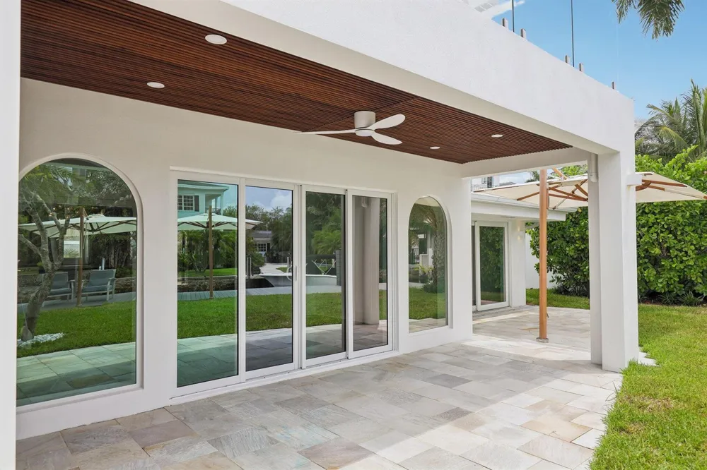 1020 SE 9TH AVENUE Fort Lauderdale, FL 33316