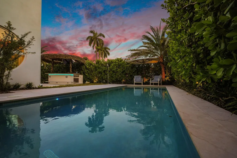 1020 SE 9TH AVENUE Fort Lauderdale, FL 33316
