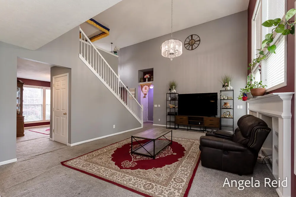 3528 Birch Knoll Drive SE Kentwood City, MI 49512