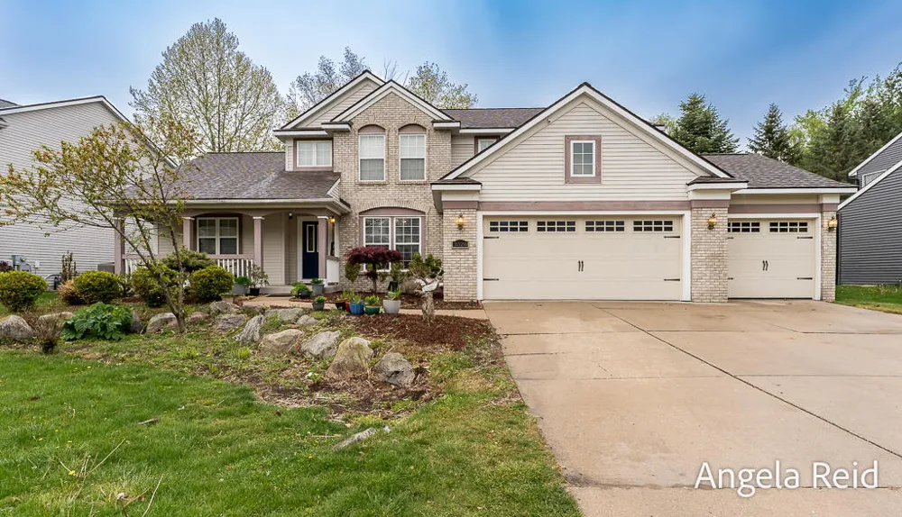 3528 Birch Knoll Drive SE Kentwood City, MI 49512