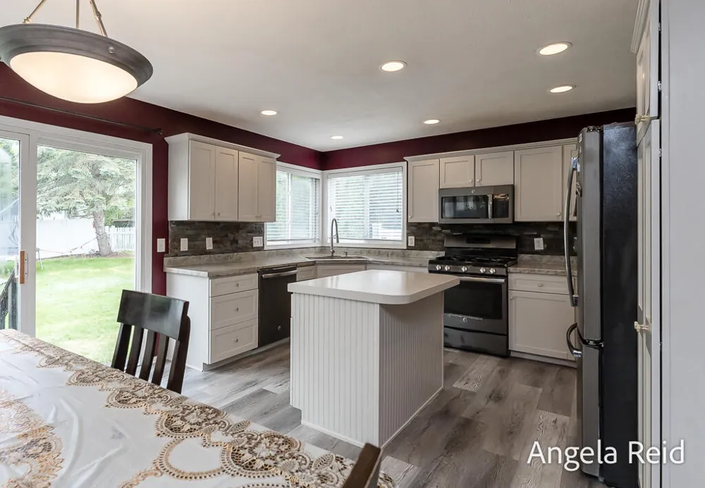 3528 Birch Knoll Drive SE Kentwood City, MI 49512