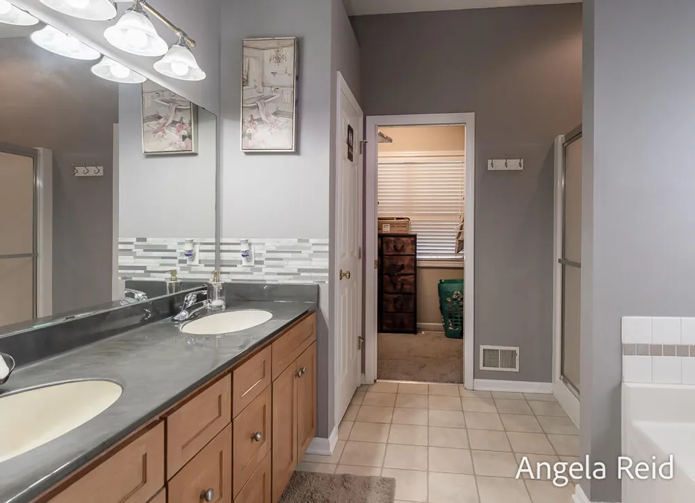 3528 Birch Knoll Drive SE Kentwood City, MI 49512