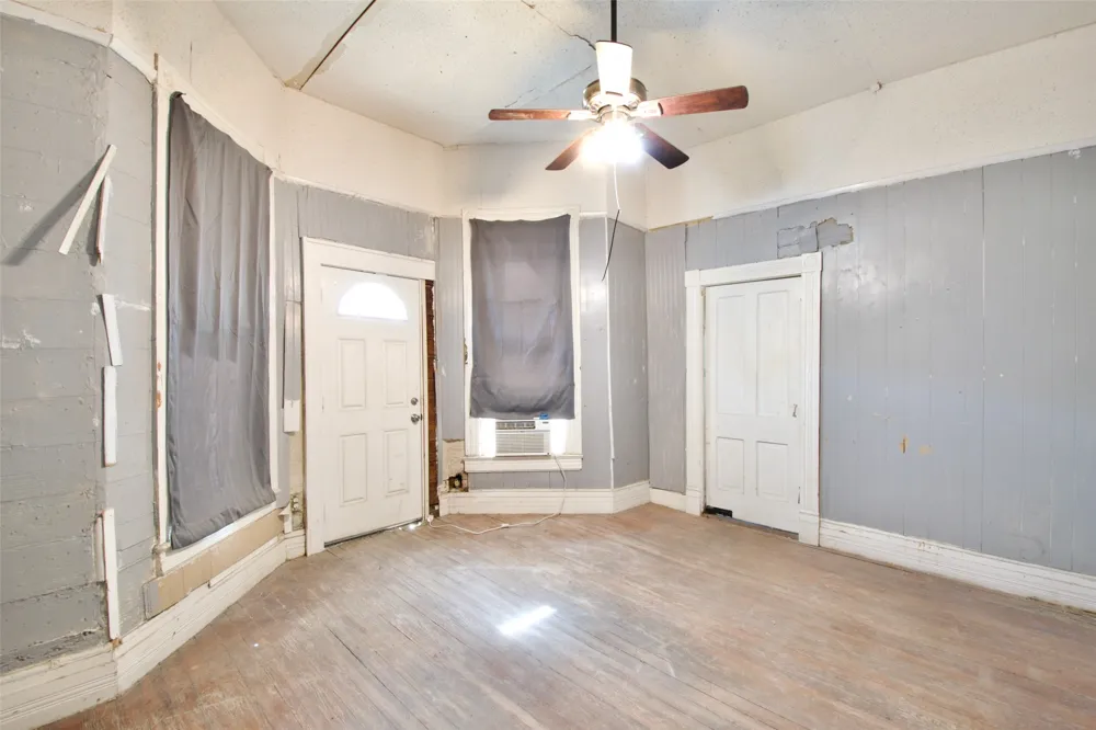 216 Fortune Street Marlin, TX 76661