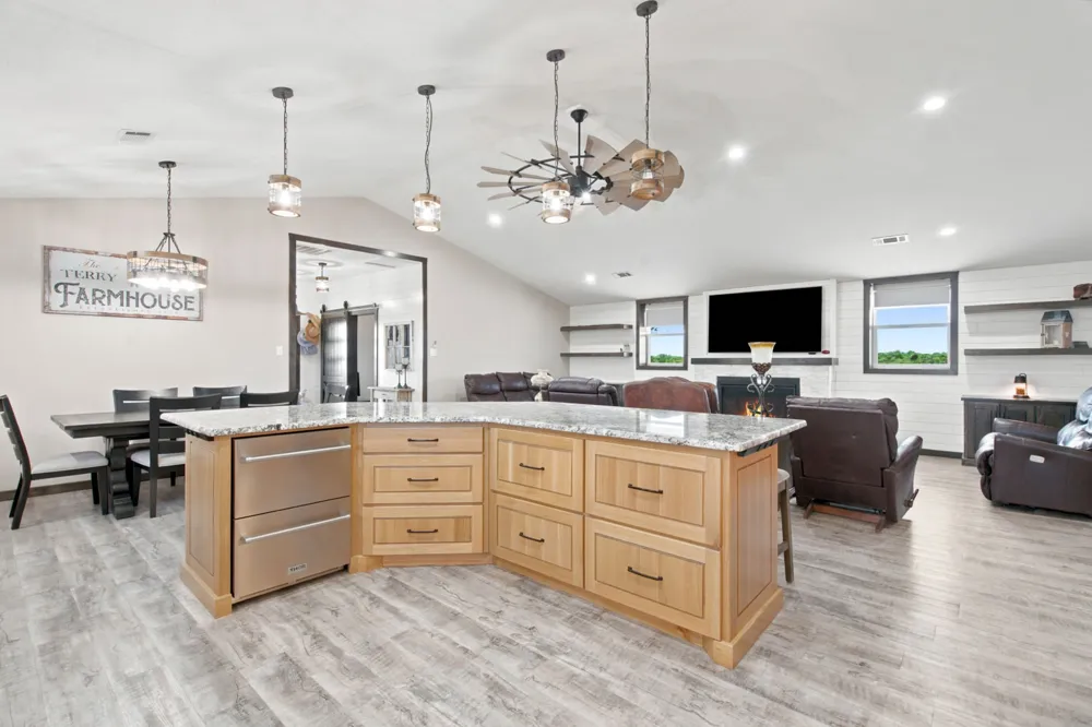 196 Story Road Perrin, TX 76486