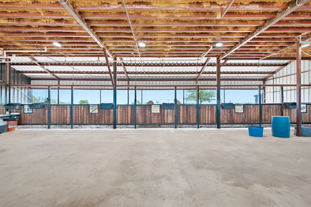 196 Story Road Perrin, TX 76486