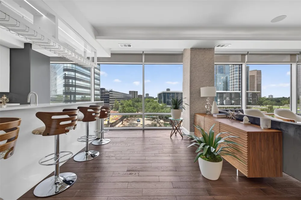 1901 Post Oak Boulevard #505 Houston, TX 77056