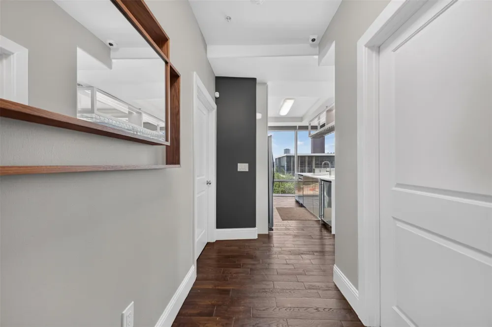 1901 Post Oak Boulevard #505 Houston, TX 77056