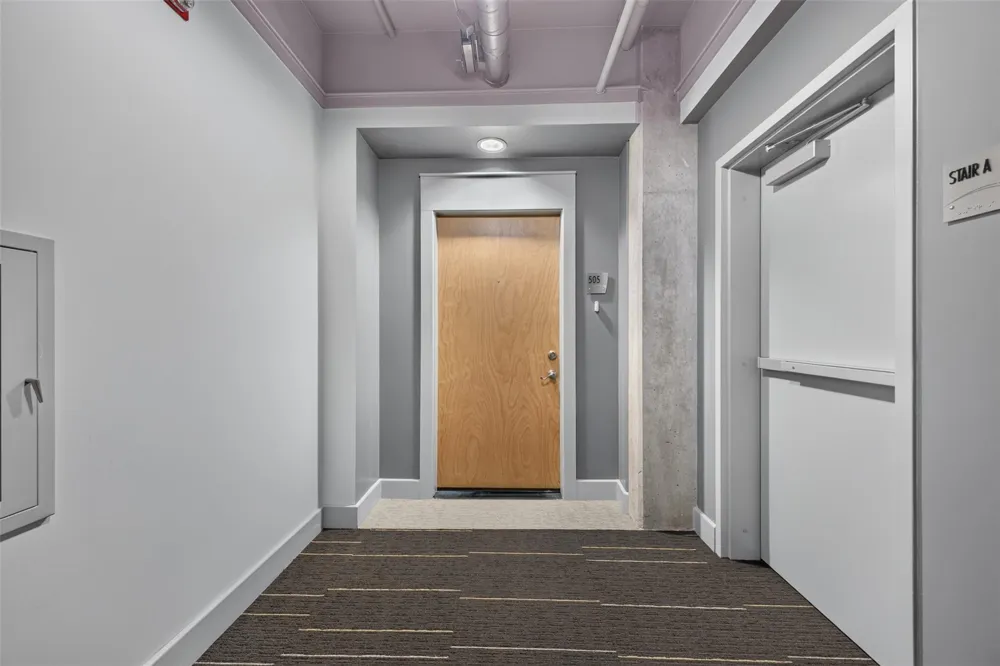 1901 Post Oak Boulevard #505 Houston, TX 77056