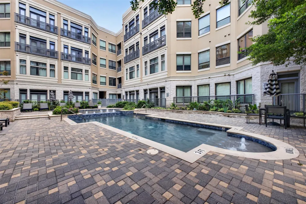 1901 Post Oak Boulevard #505 Houston, TX 77056