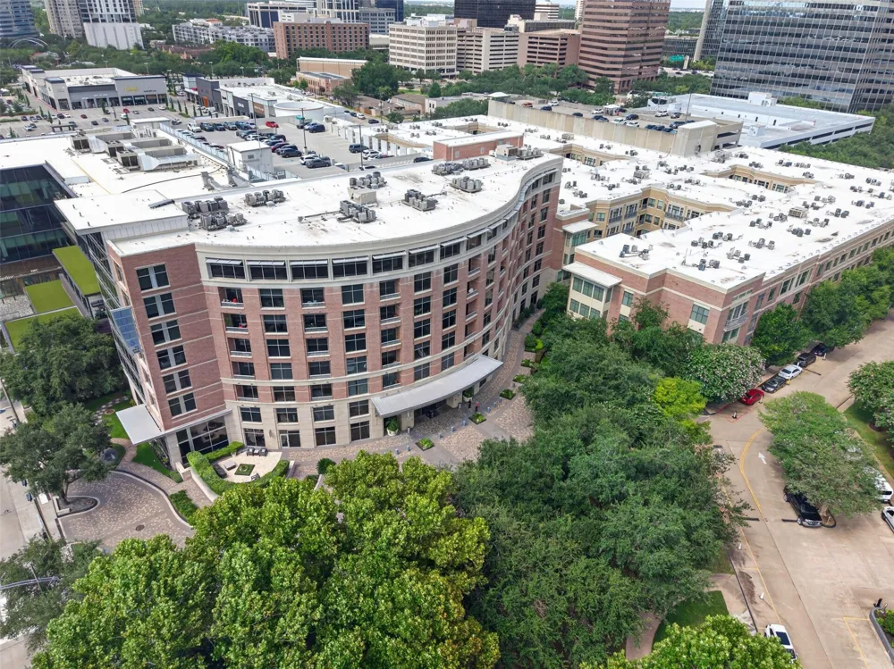 1901 Post Oak Boulevard #505 Houston, TX 77056