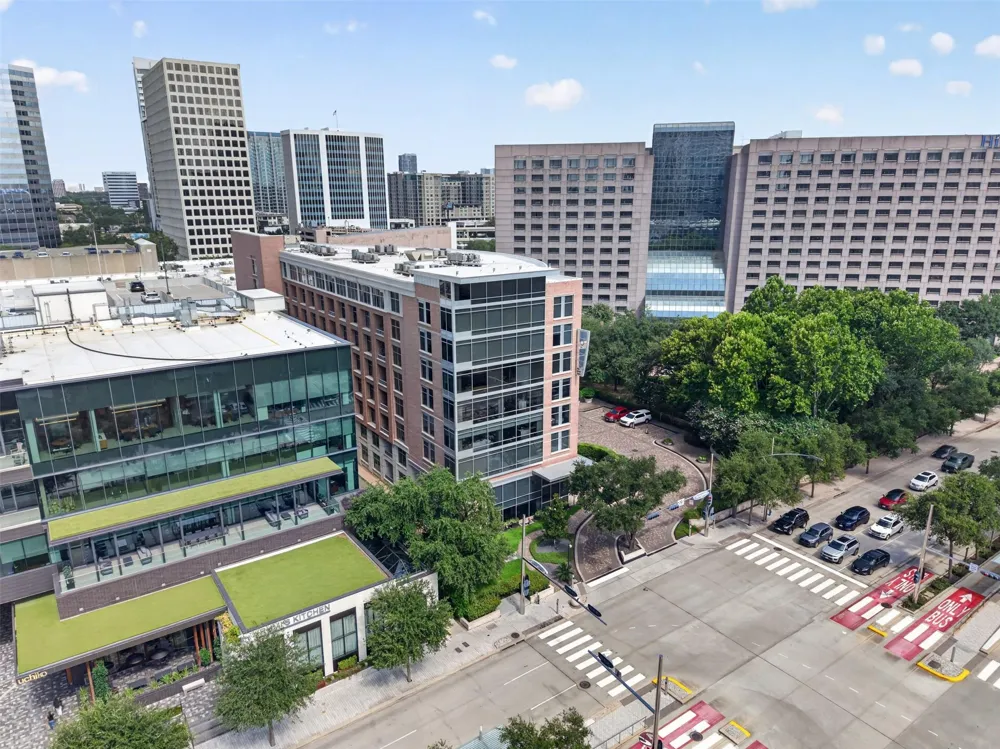 1901 Post Oak Boulevard #505 Houston, TX 77056