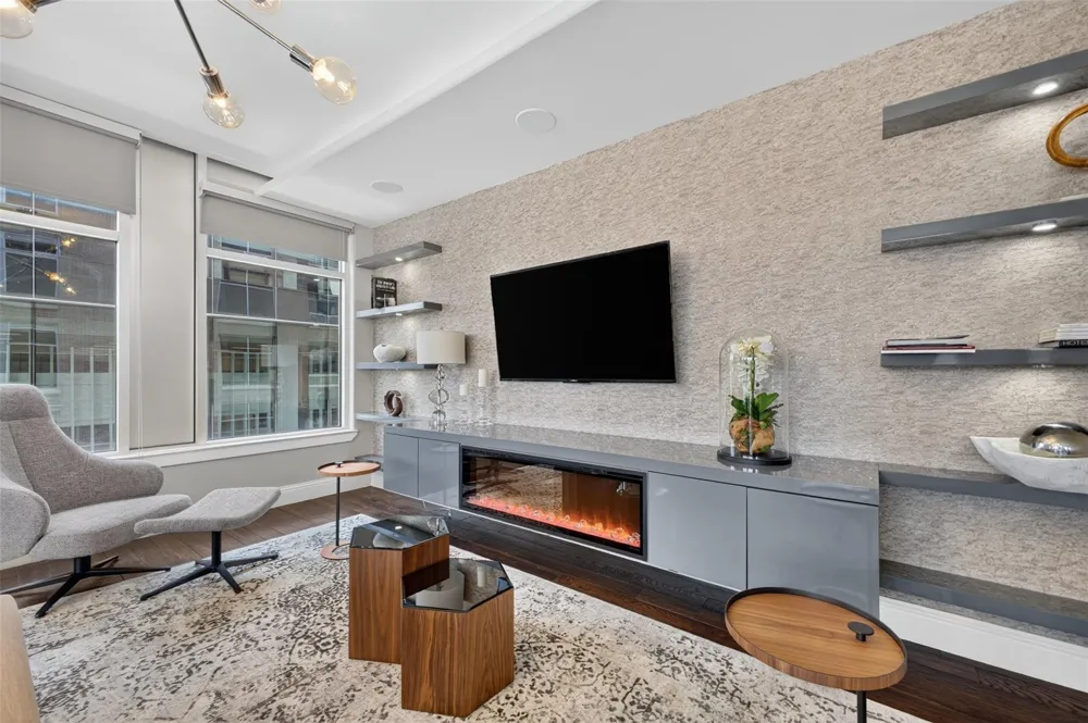 1901 Post Oak Boulevard #505 Houston, TX 77056