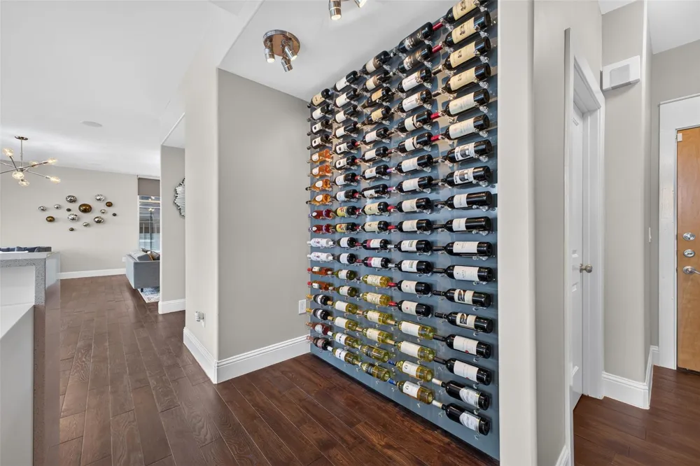 1901 Post Oak Boulevard #505 Houston, TX 77056