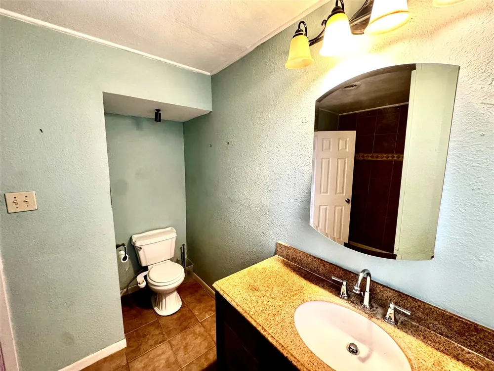 2691 Fm 1862 Blessing, TX 77465
