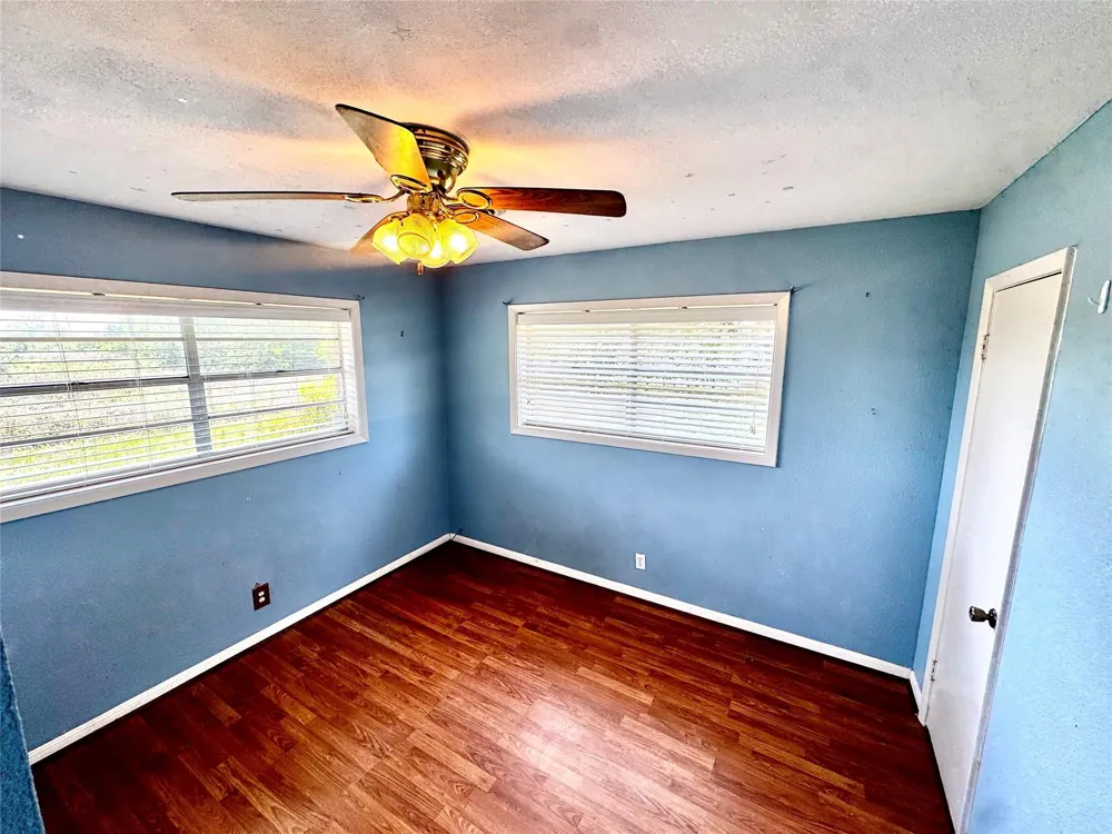 2691 Fm 1862 Blessing, TX 77465