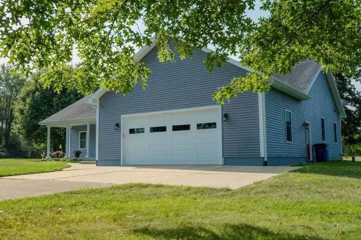 9710 Campbell Lane Bellevue, MI 49021