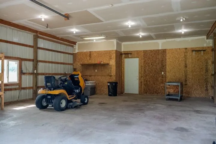 9710 Campbell Lane Bellevue, MI 49021